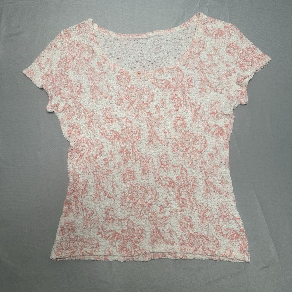 Pink White Crinkle Fabric Small Top Floral Romantic Textured Feminine Chic Fairy